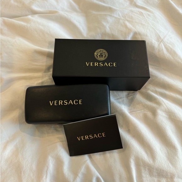 Stylish Authentic Versace Sunglasses - Picture 2 of 8